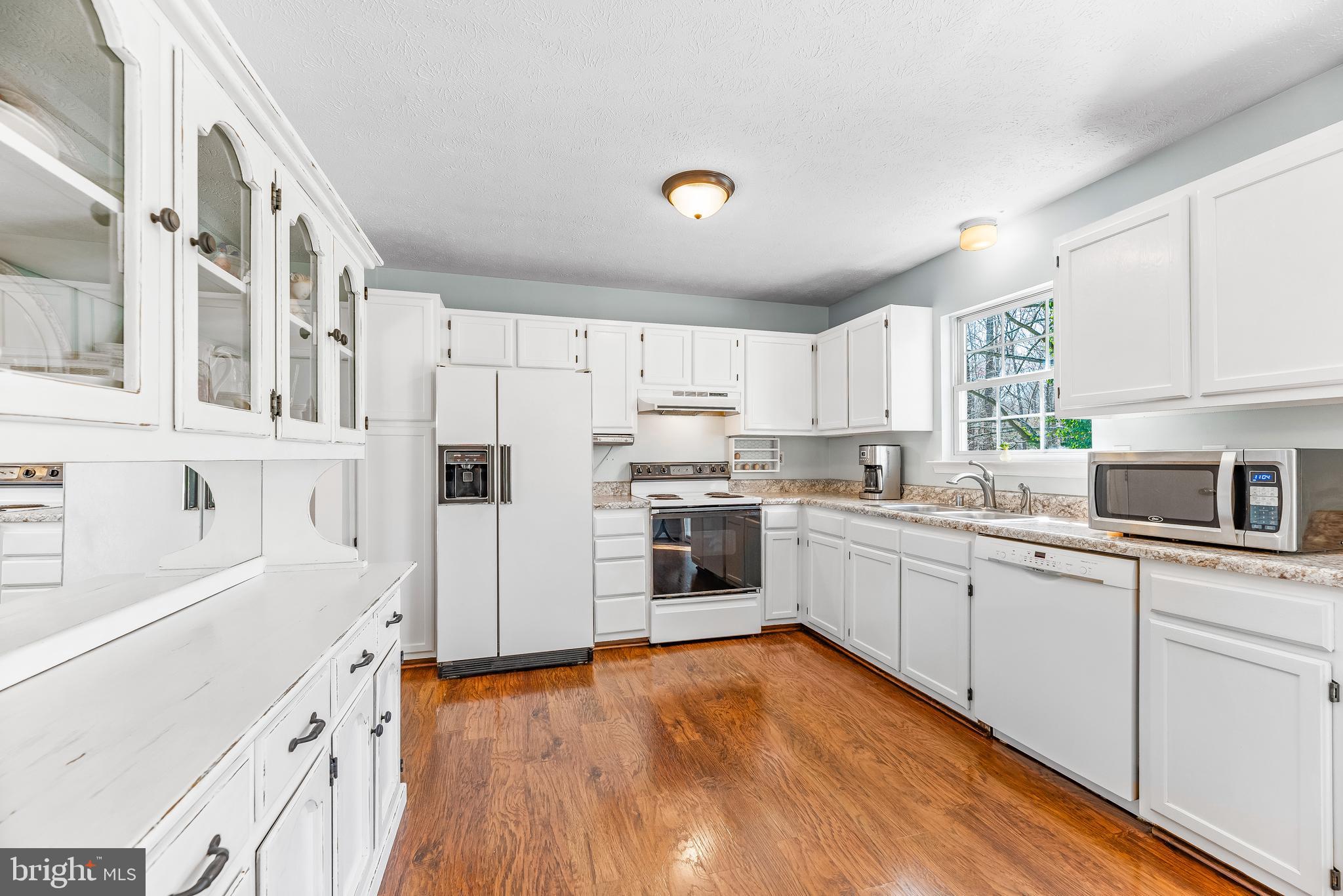 LAUREL RIDGE - Residential