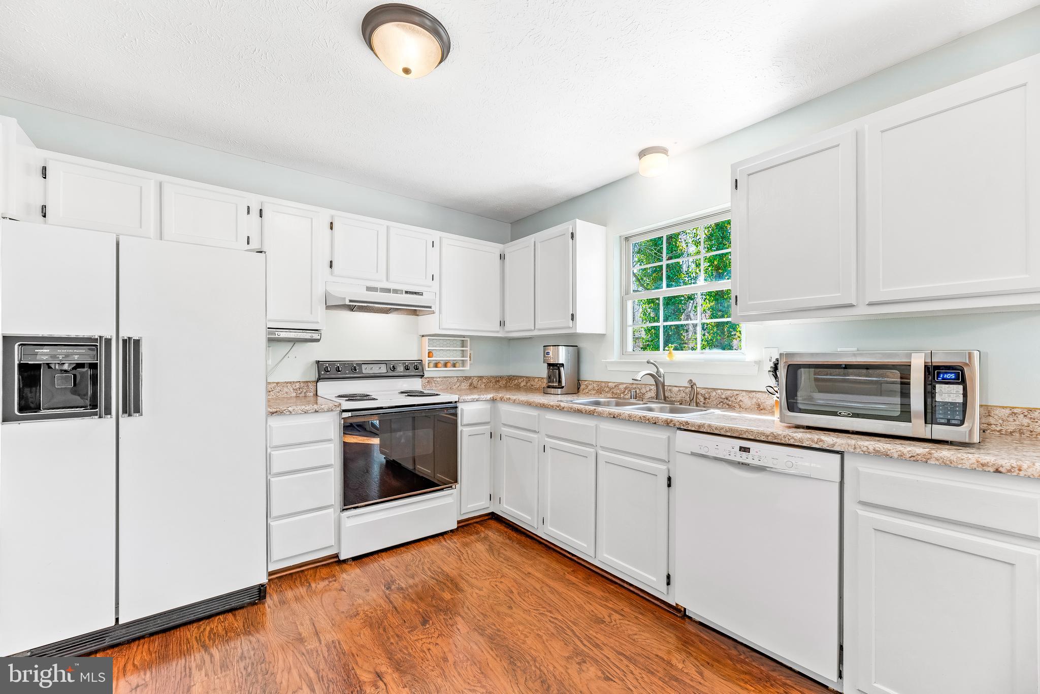 LAUREL RIDGE - Residential