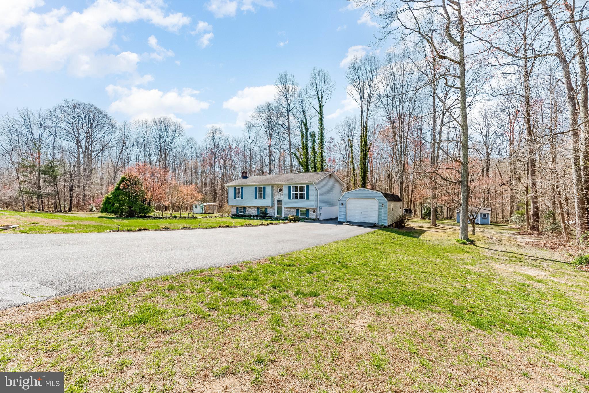 LAUREL RIDGE - Residential