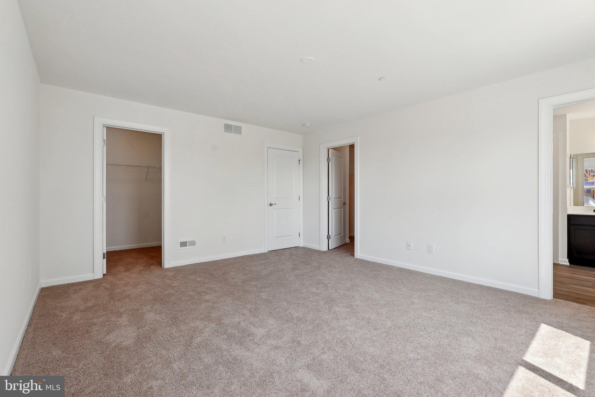 ARBOR PLACE - Residential