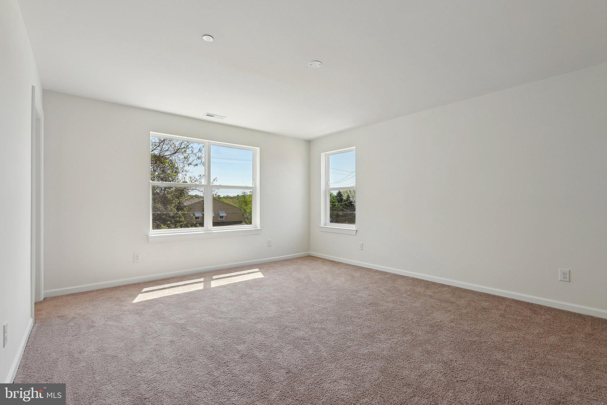 ARBOR PLACE - Residential