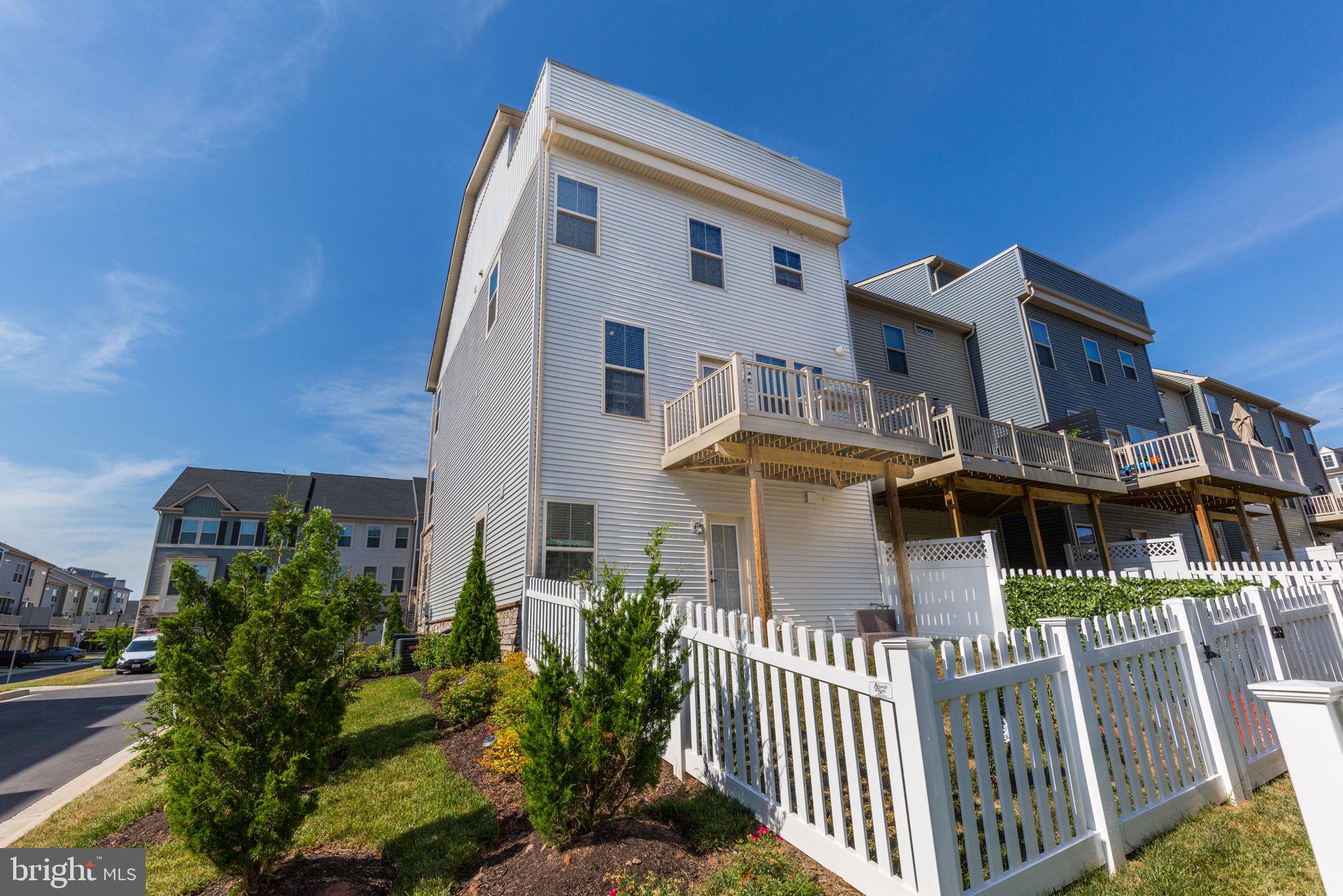 HARRINGTON TERRACE - Residential