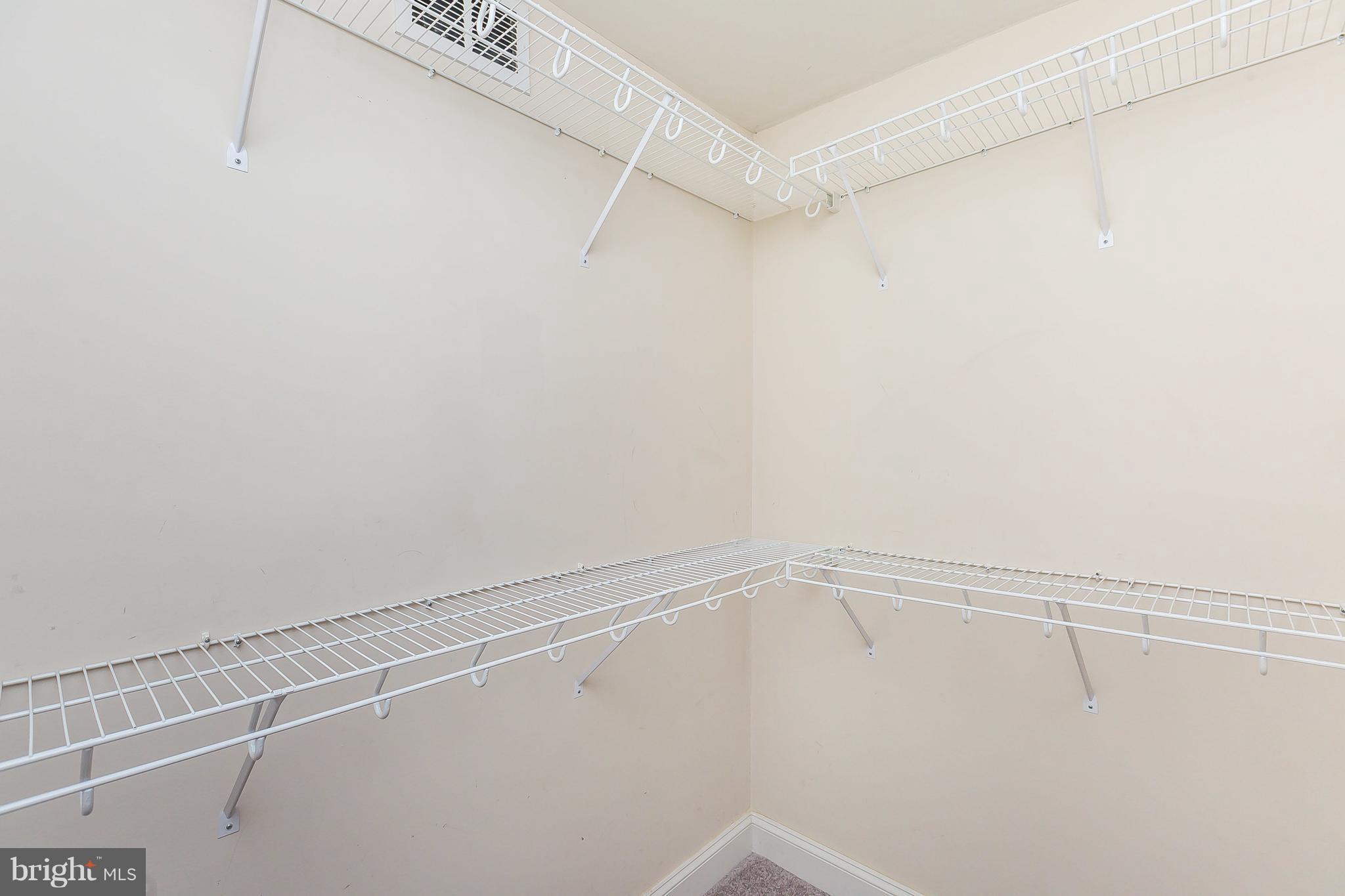 LOCUST POINT - Residential