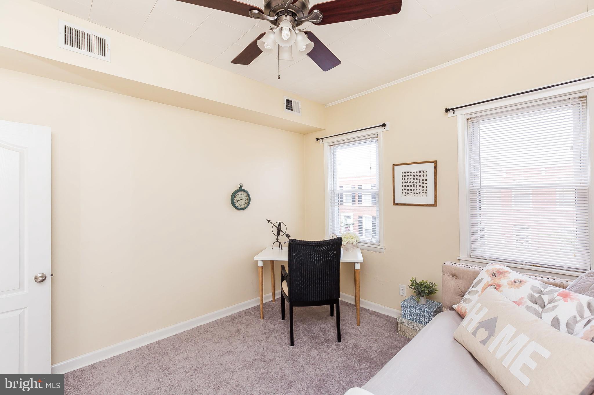 LOCUST POINT - Residential