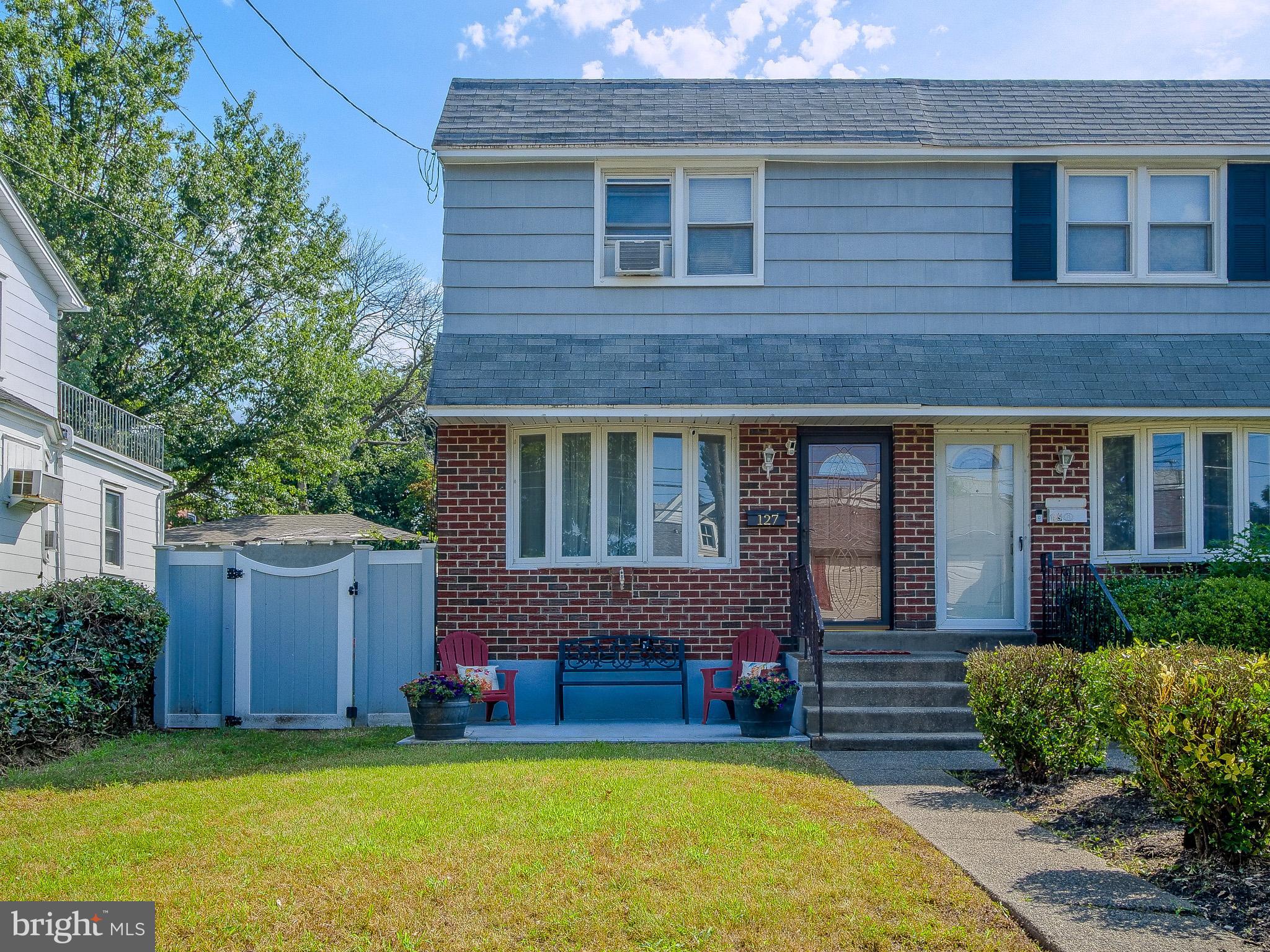 Welcome to this charming, well-maintained twin home located on a quiet, tree-lined street in Sharon Hill. This home offers a perfect blend of classic character and modern comfort. Enter in to the bright living room with open floor plan that flows through the entire 1st floor. There's an updated half bath on this level just before entering in to the beautifully updated kitchen space. The kitchen is so inviting with newer cabinets and counters, gas cooking, coffee bar and space for a small breakfast table. Upstairs your will find 3 nice sized bedrooms, a newly updated bathroom with walk in shower. The basement is partially finished with laundry and ample storage. Enjoy outdoor living in the fenced in rear yard with private patio and above ground pool; perfect for relaxing and entertaining. Central AC, gas heat and new roof are just some of the additional features of this home.
Conveniently located to public transit and local commerce; this place is perfect for new homeowners and growing families. Schedule your tour today!