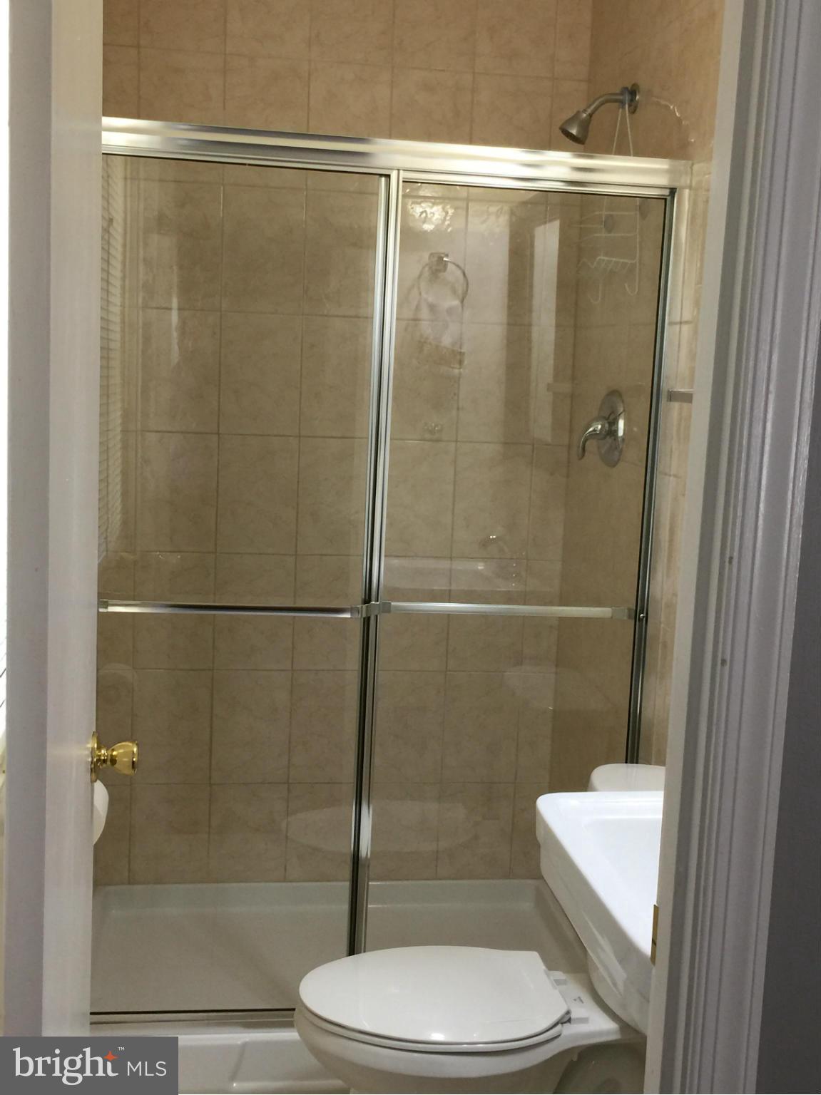 LAKE RIDGE PART 1 - Residential