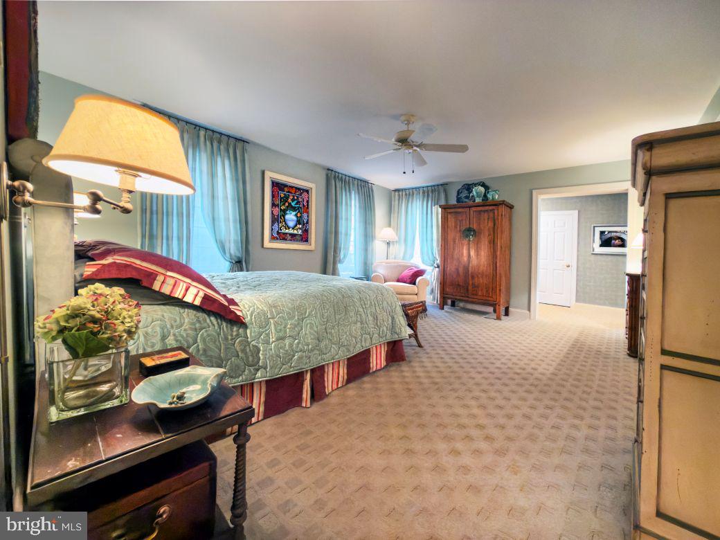 TRIANON - Residential