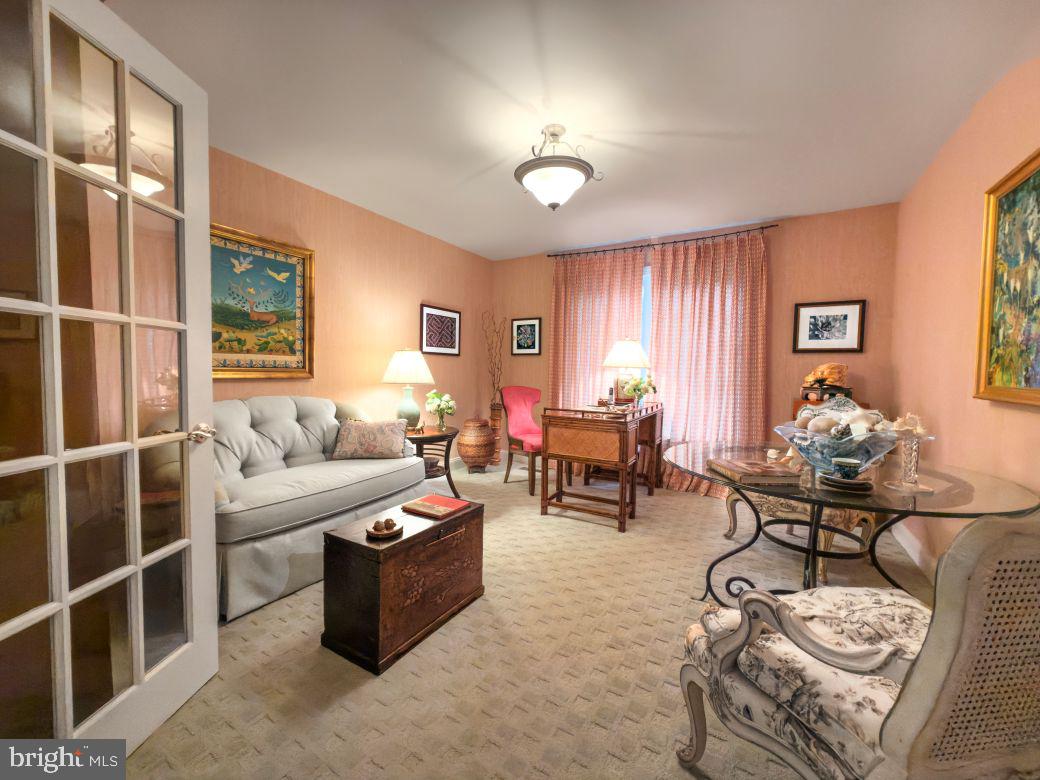 TRIANON - Residential