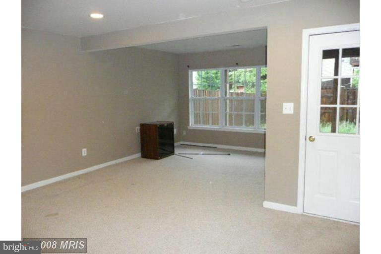 JEFFERSON VILLAGE - Residential