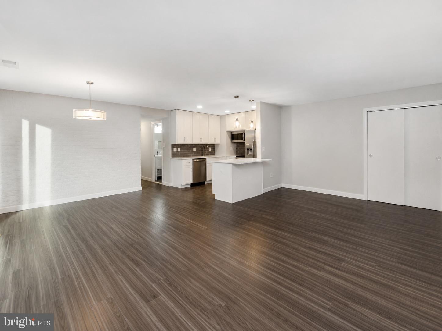 12 VAN DORN 405