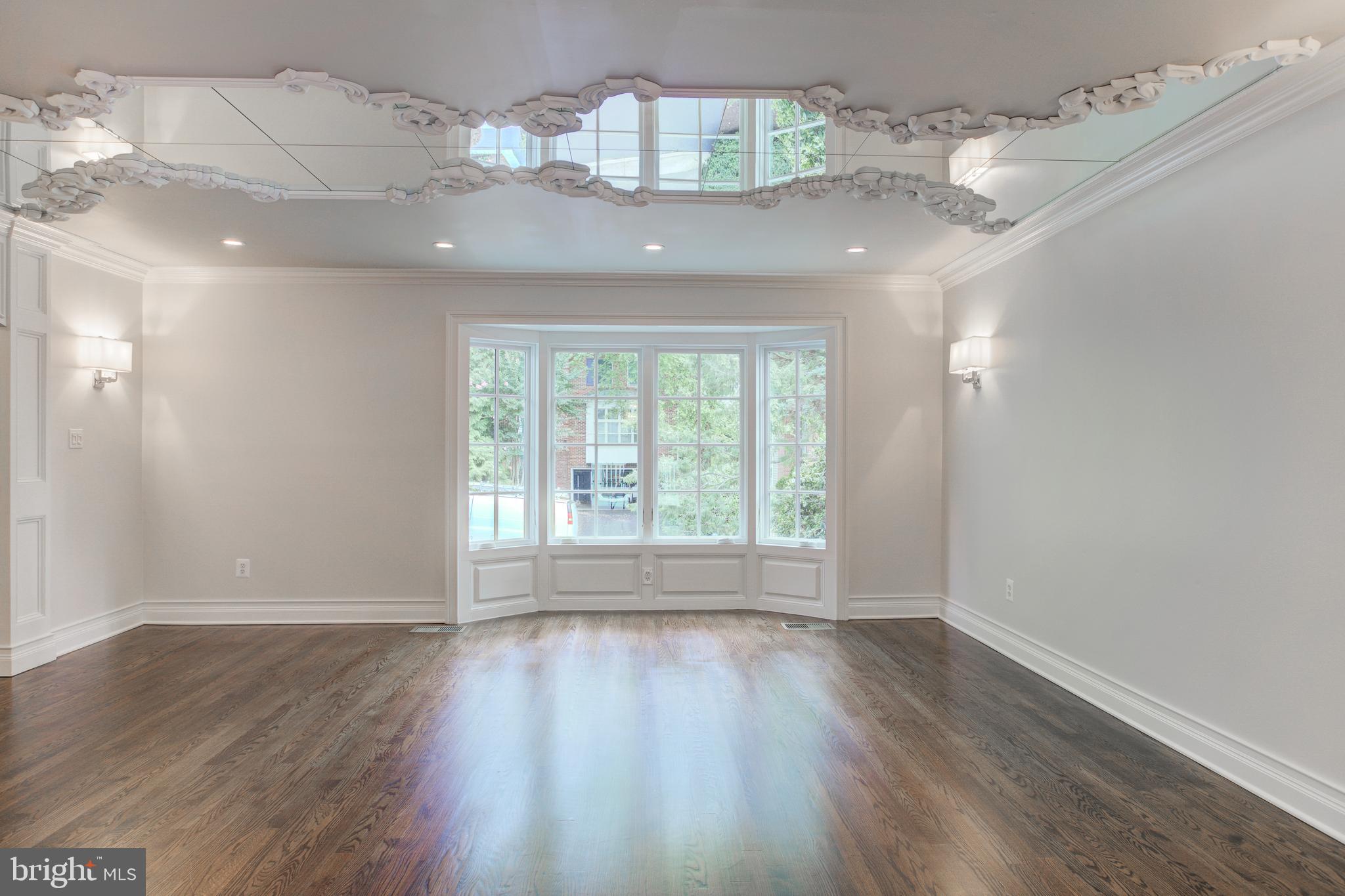 BEVERLY MANOR - Residential