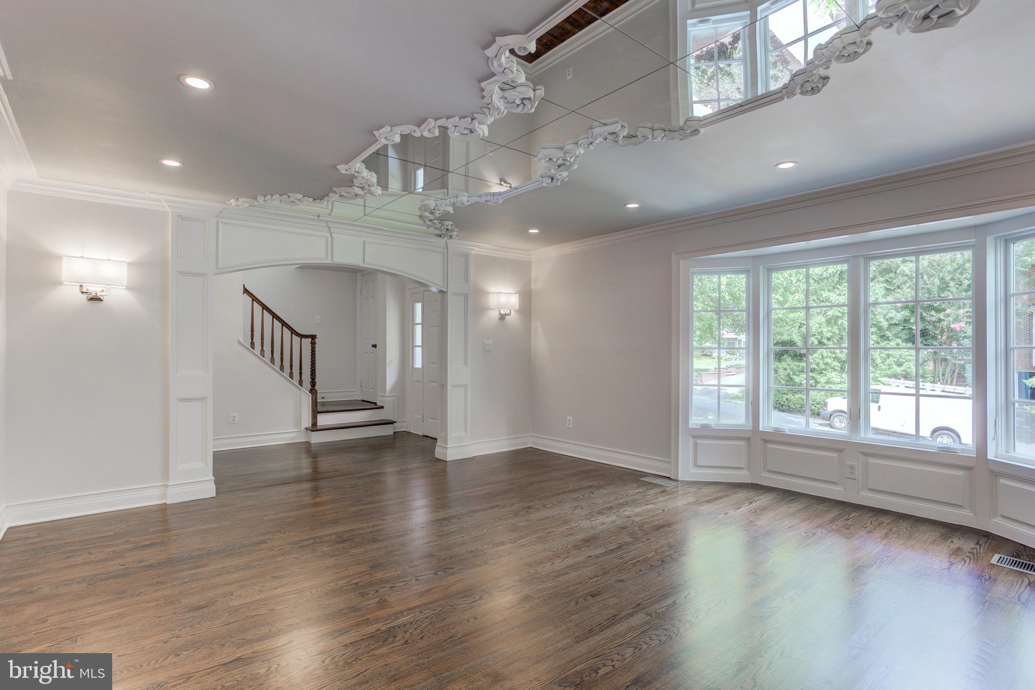 BEVERLY MANOR - Residential