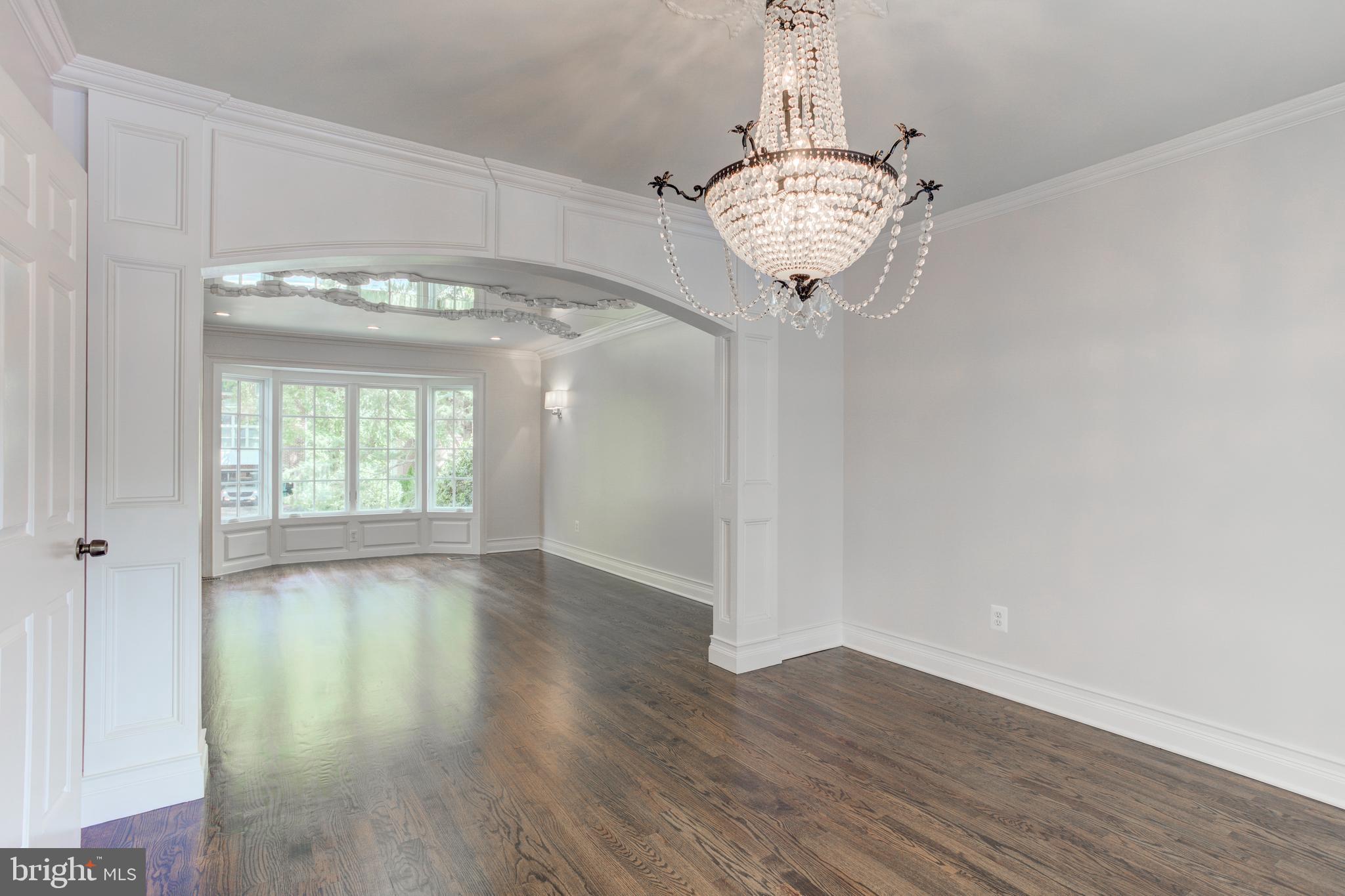 BEVERLY MANOR - Residential