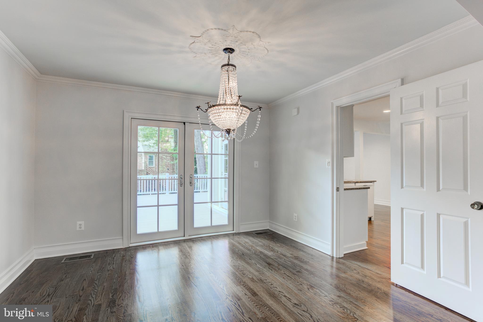 BEVERLY MANOR - Residential