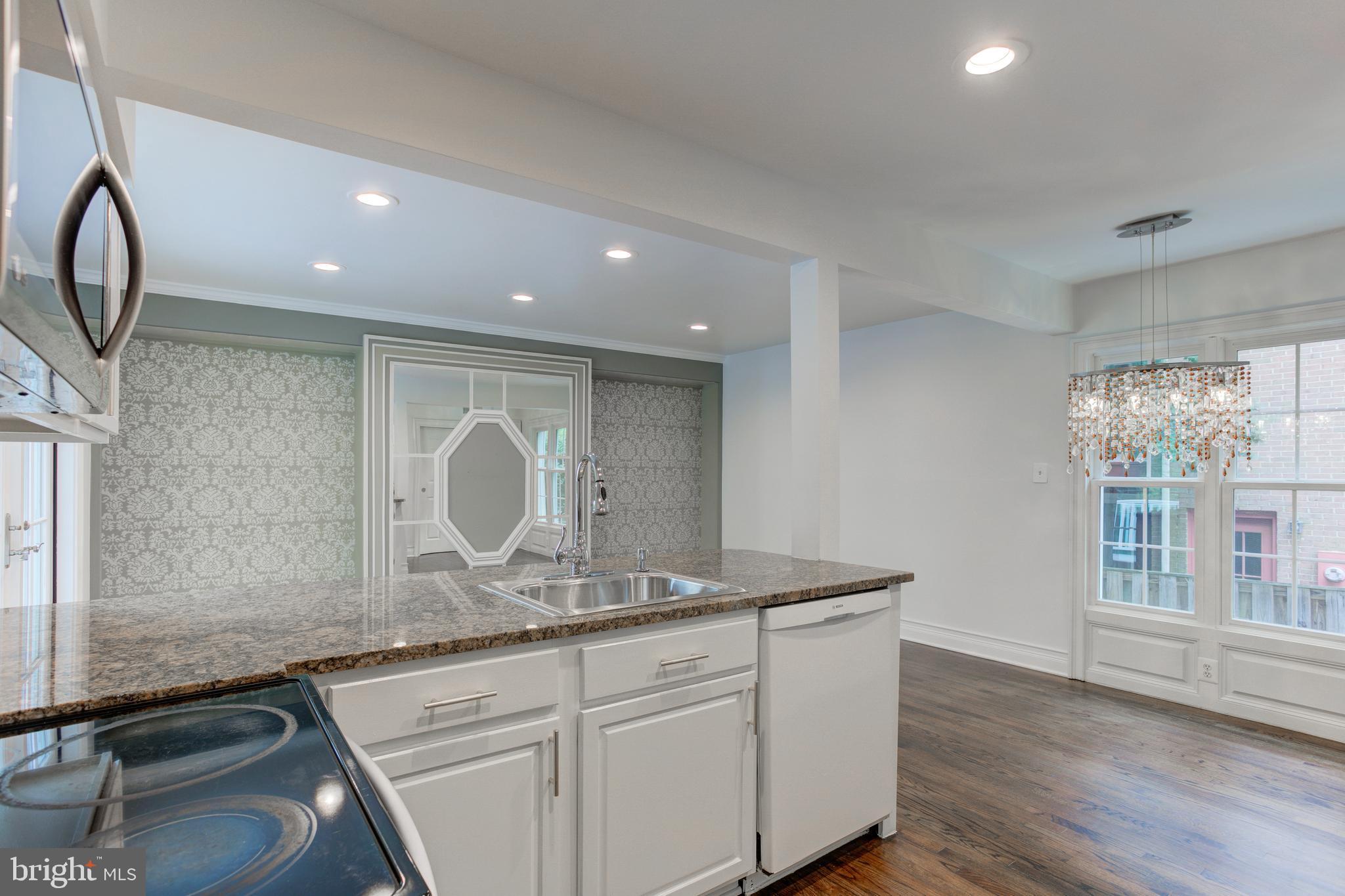 BEVERLY MANOR - Residential