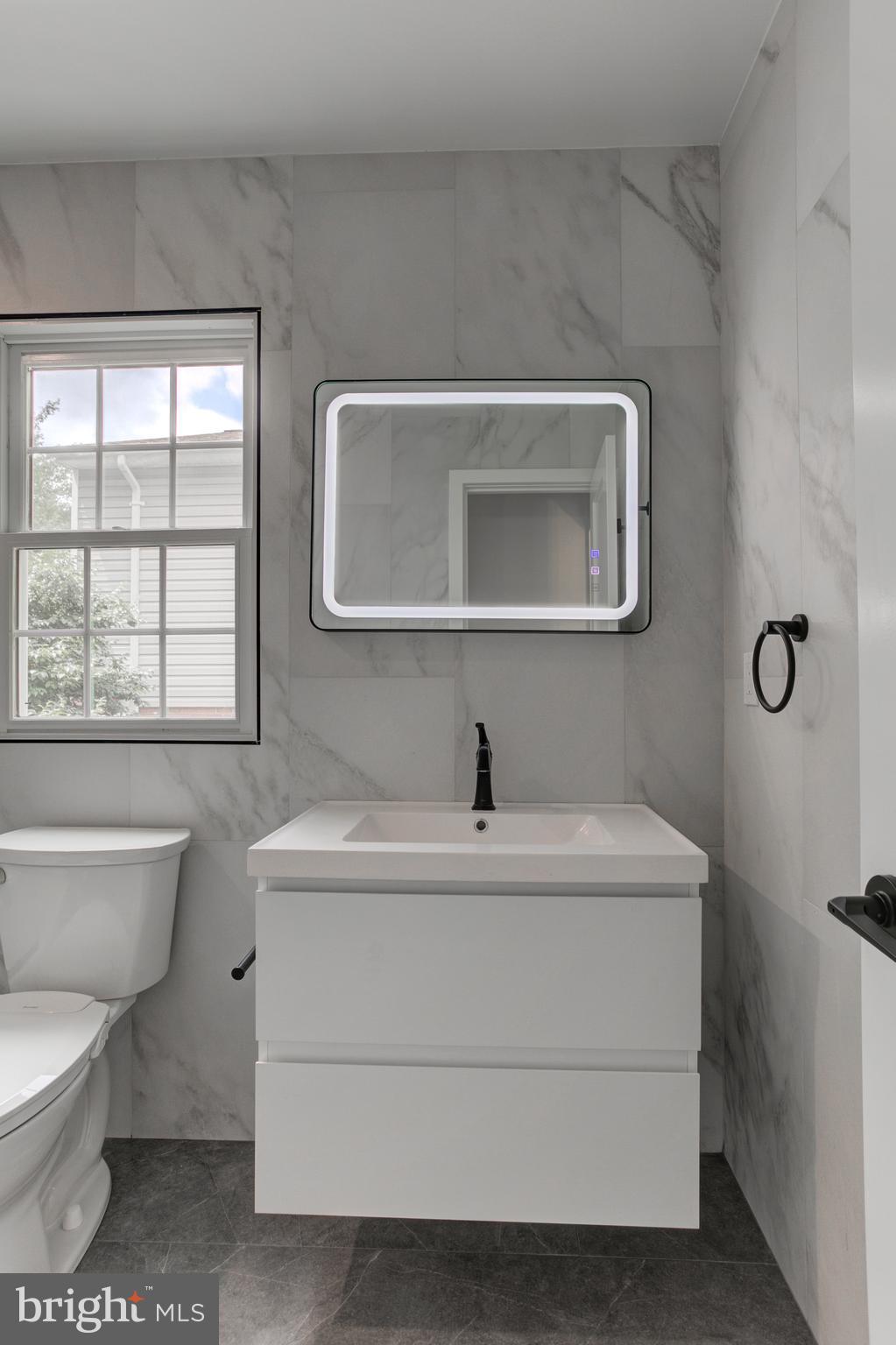 BEVERLY MANOR - Residential