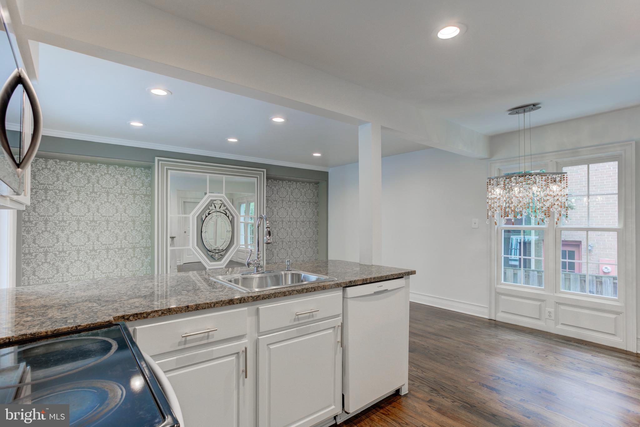 BEVERLY MANOR - Residential