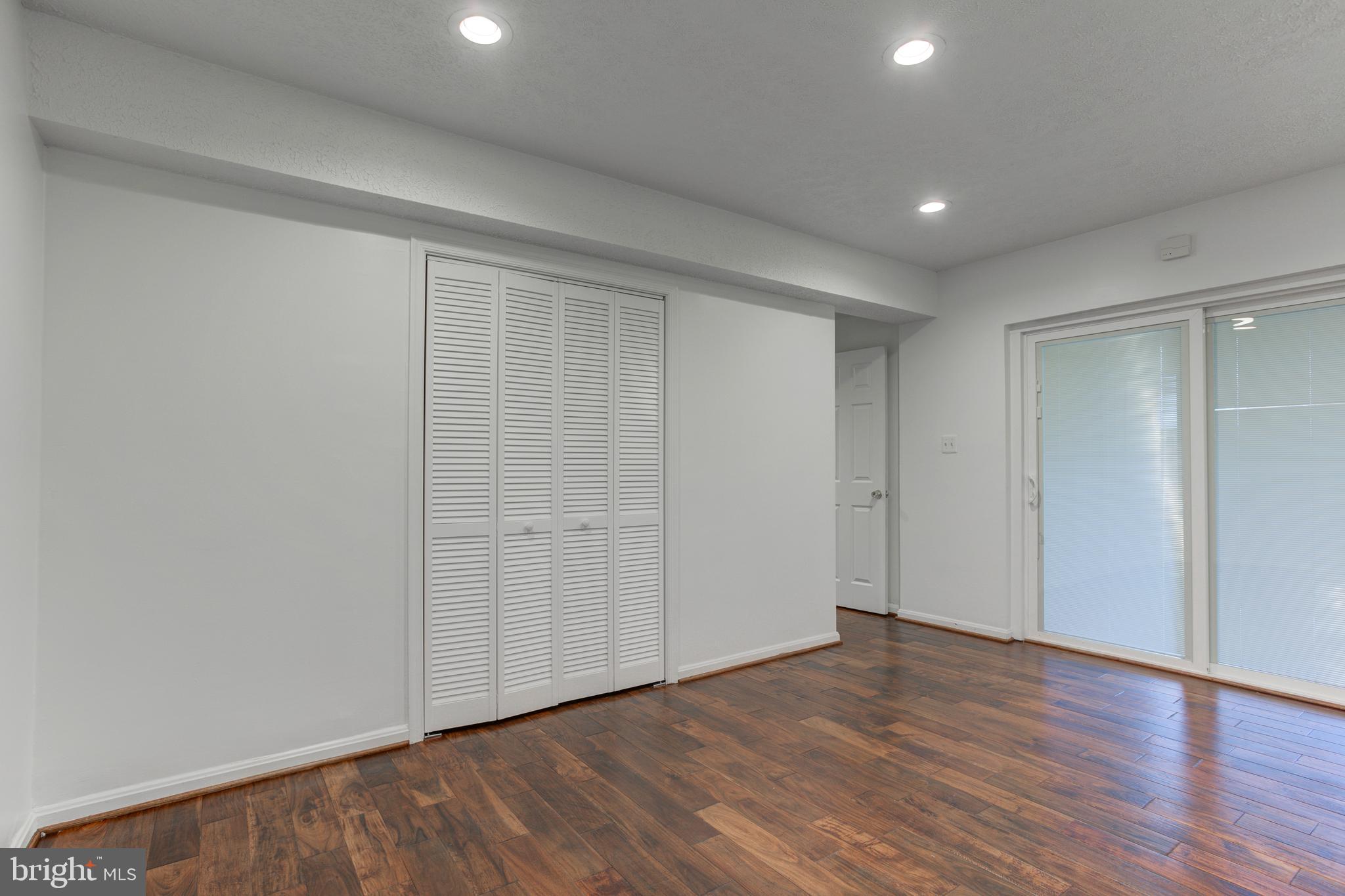 BEVERLY MANOR - Residential