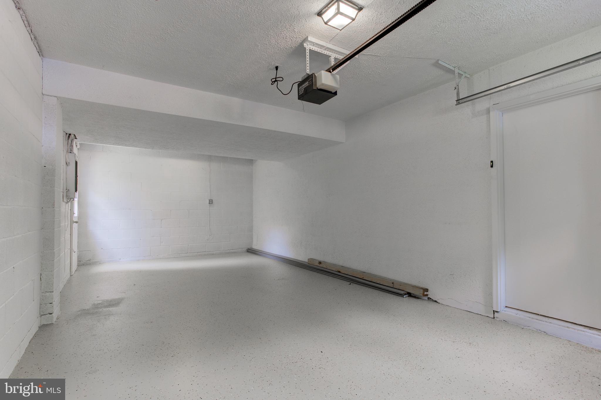 BEVERLY MANOR - Residential