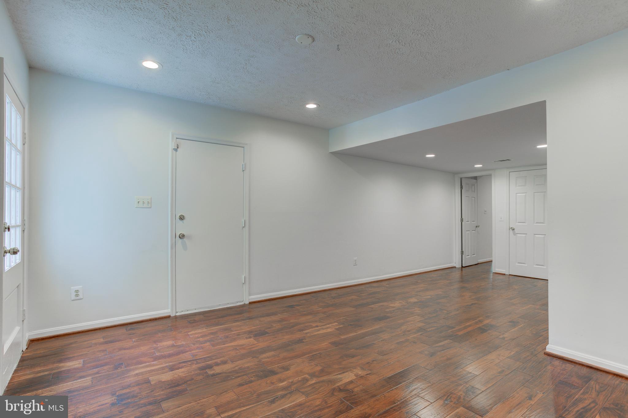 BEVERLY MANOR - Residential