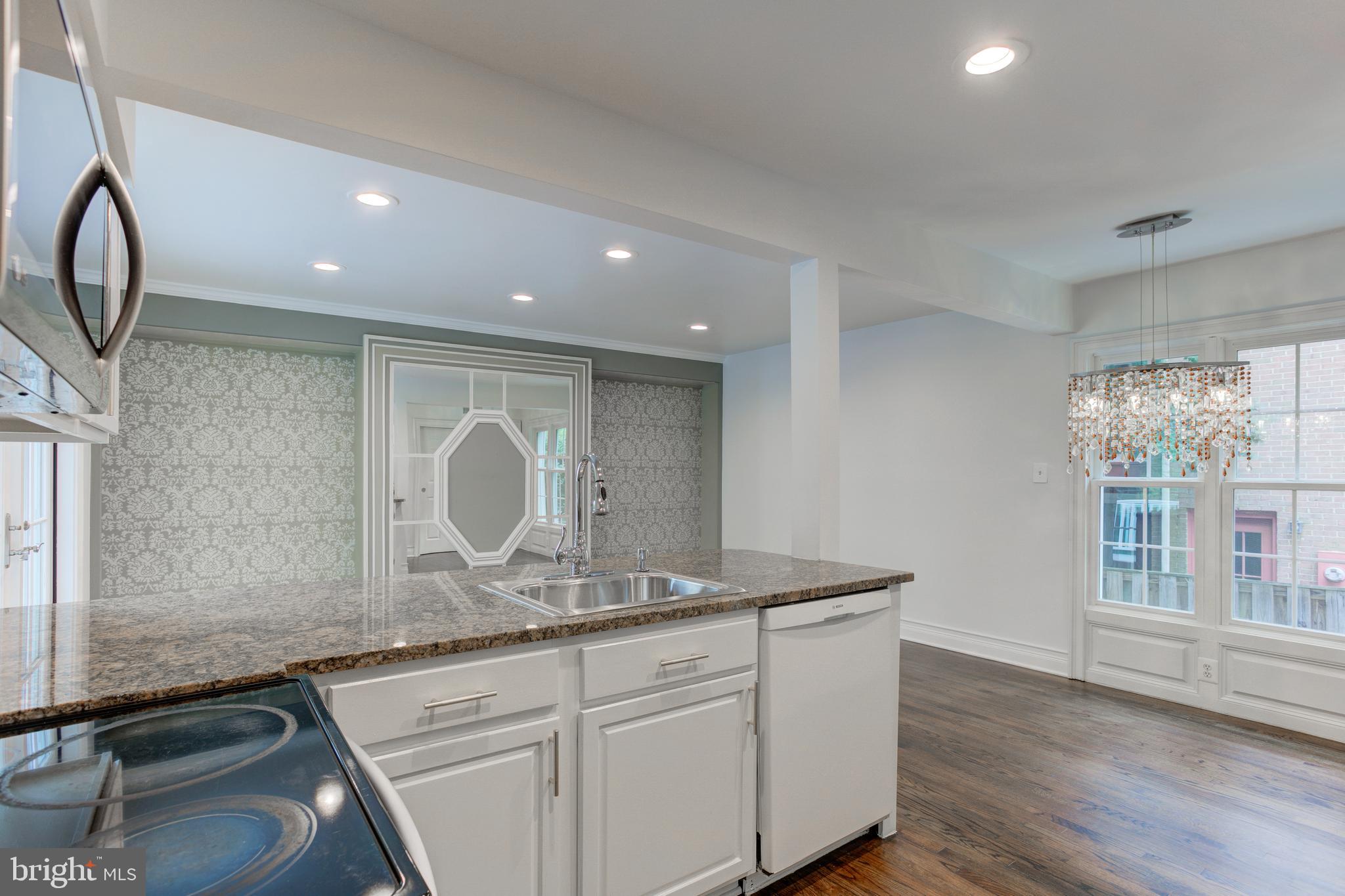 BEVERLY MANOR - Residential