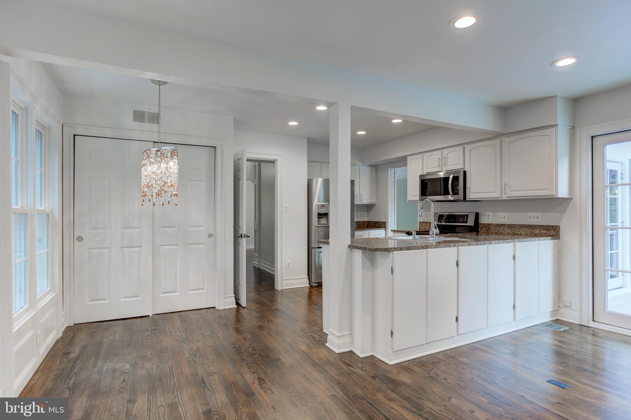 BEVERLY MANOR - Residential