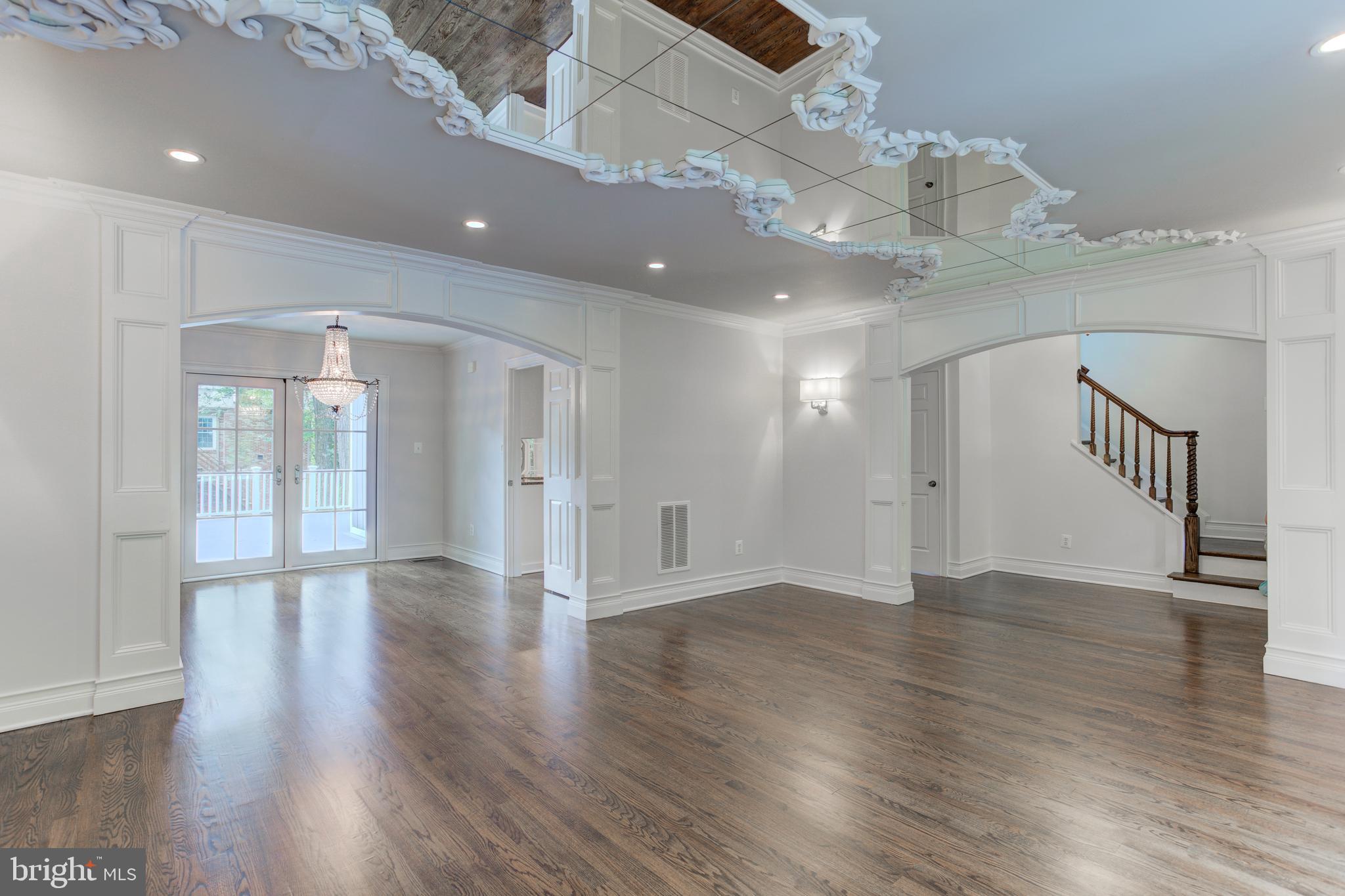 BEVERLY MANOR - Residential