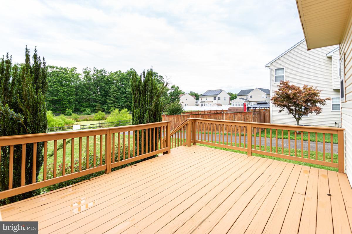 WINDSOR MILL SUB - Residential Lease