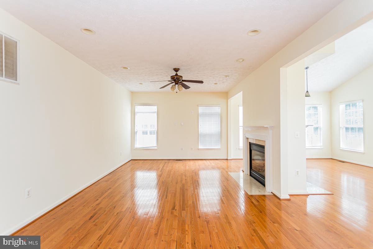 WINDSOR MILL SUB - Residential Lease