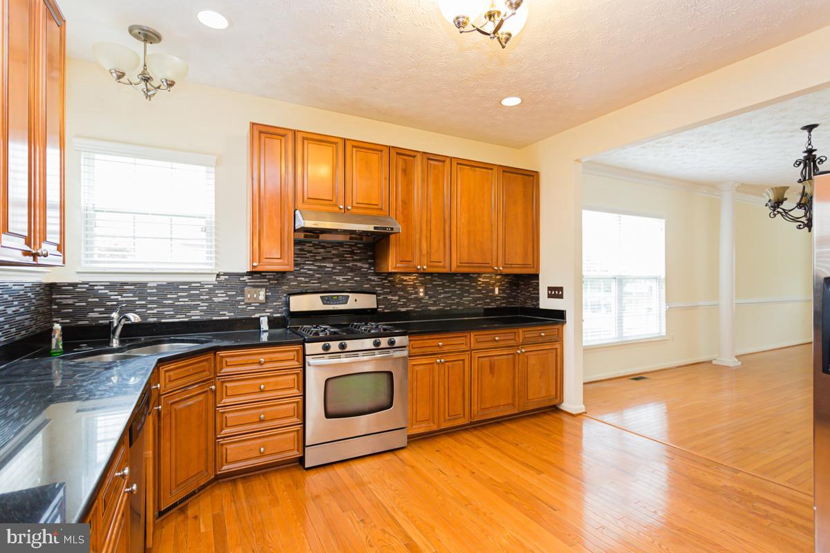 WINDSOR MILL SUB - Residential Lease