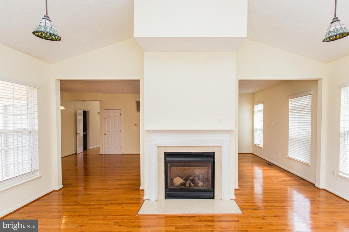 WINDSOR MILL SUB - Residential Lease