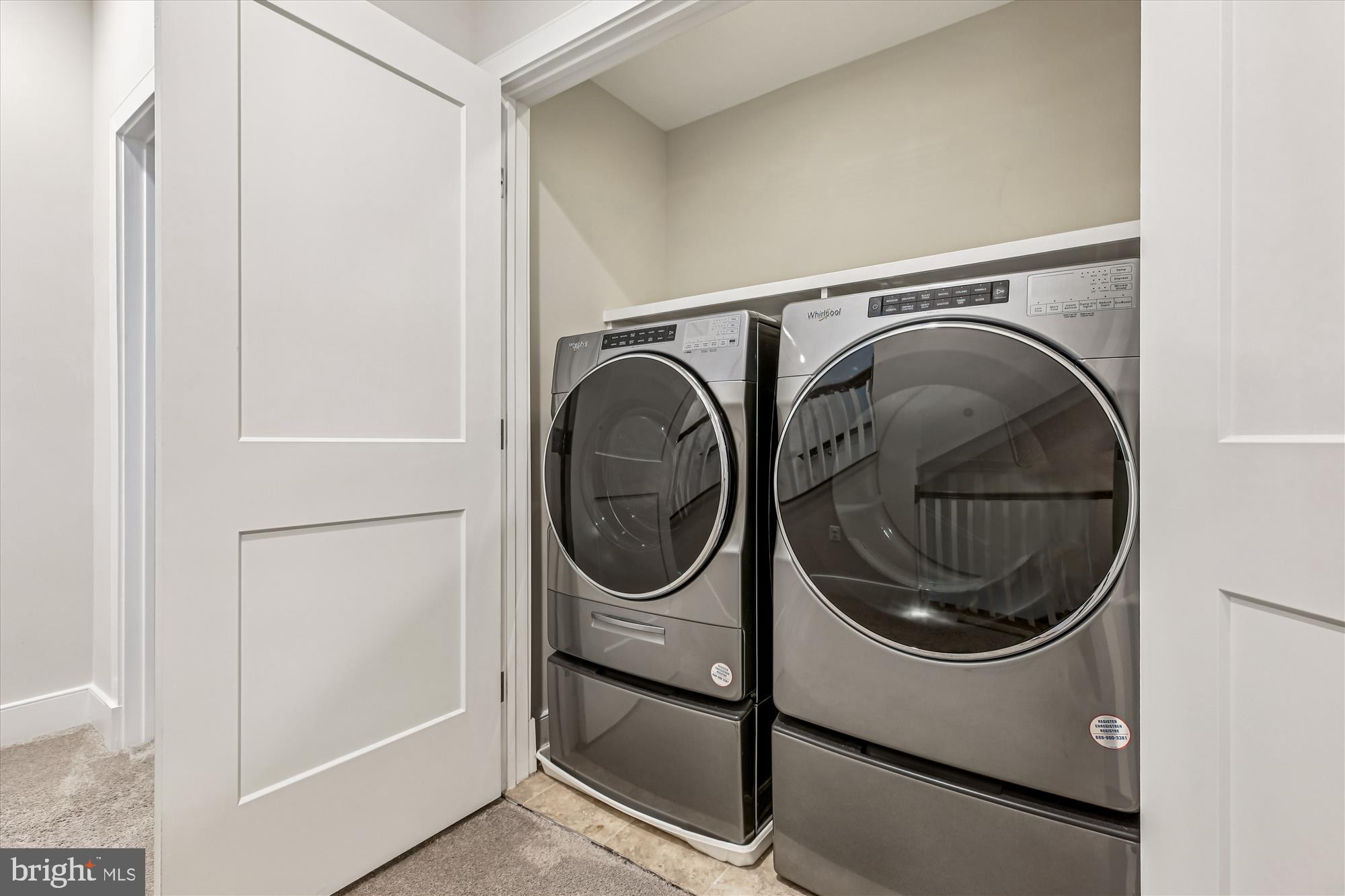 ROCKVILLE OUTSIDE - Residential