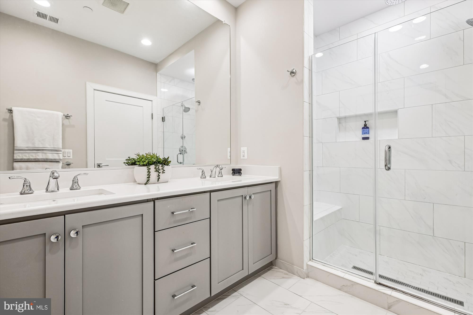 ROCKVILLE OUTSIDE - Residential