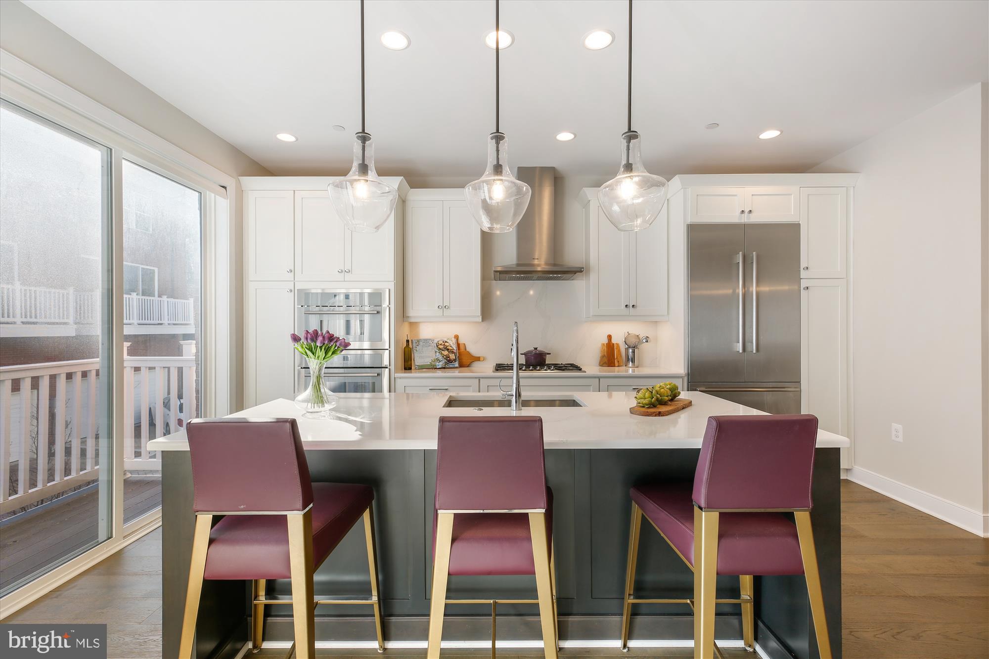 ROCKVILLE OUTSIDE - Residential