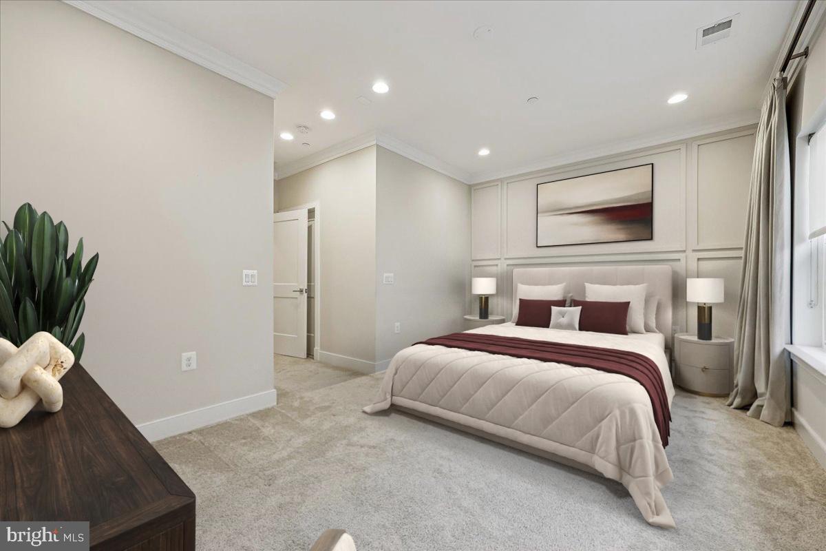 ROCKVILLE OUTSIDE - Residential