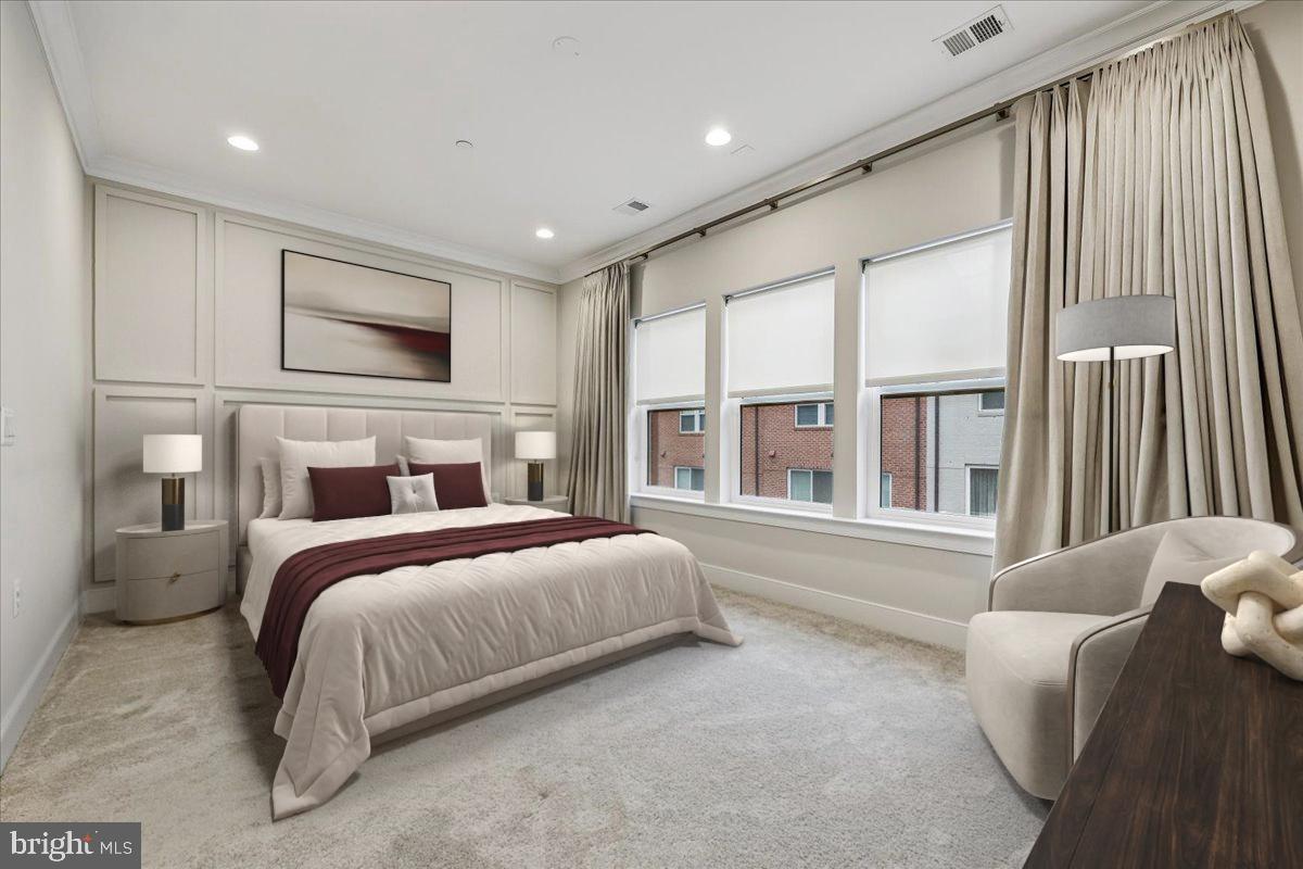 ROCKVILLE OUTSIDE - Residential