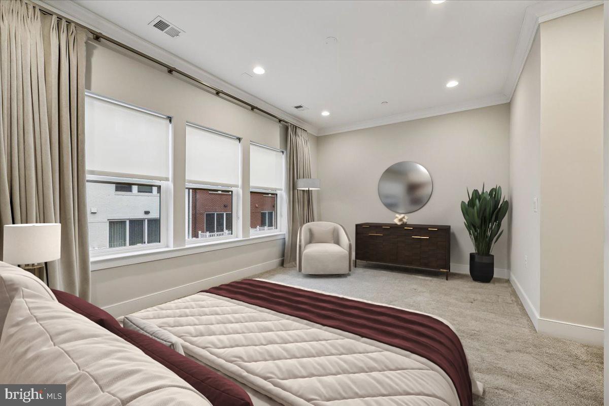 ROCKVILLE OUTSIDE - Residential