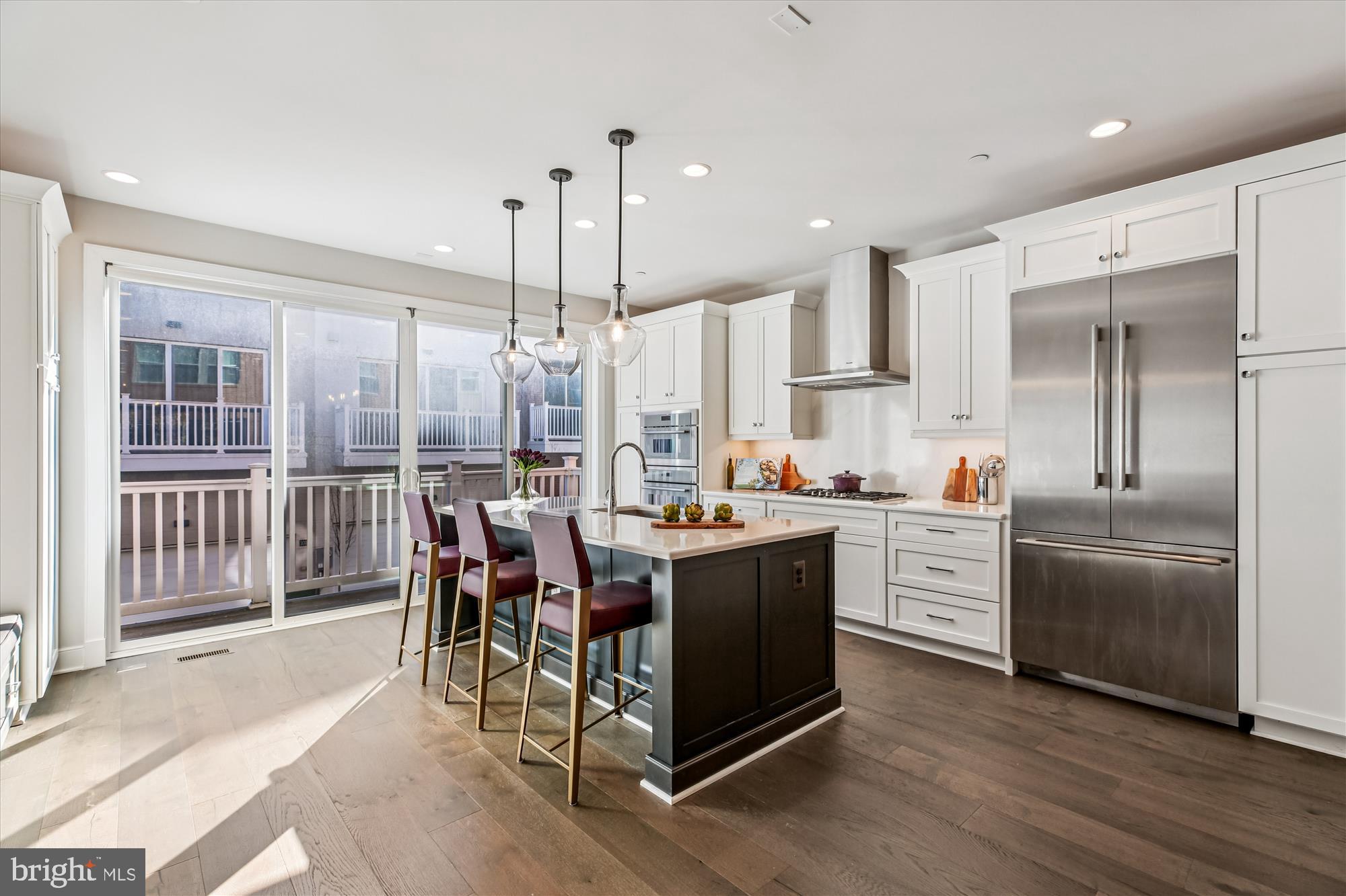 ROCKVILLE OUTSIDE - Residential