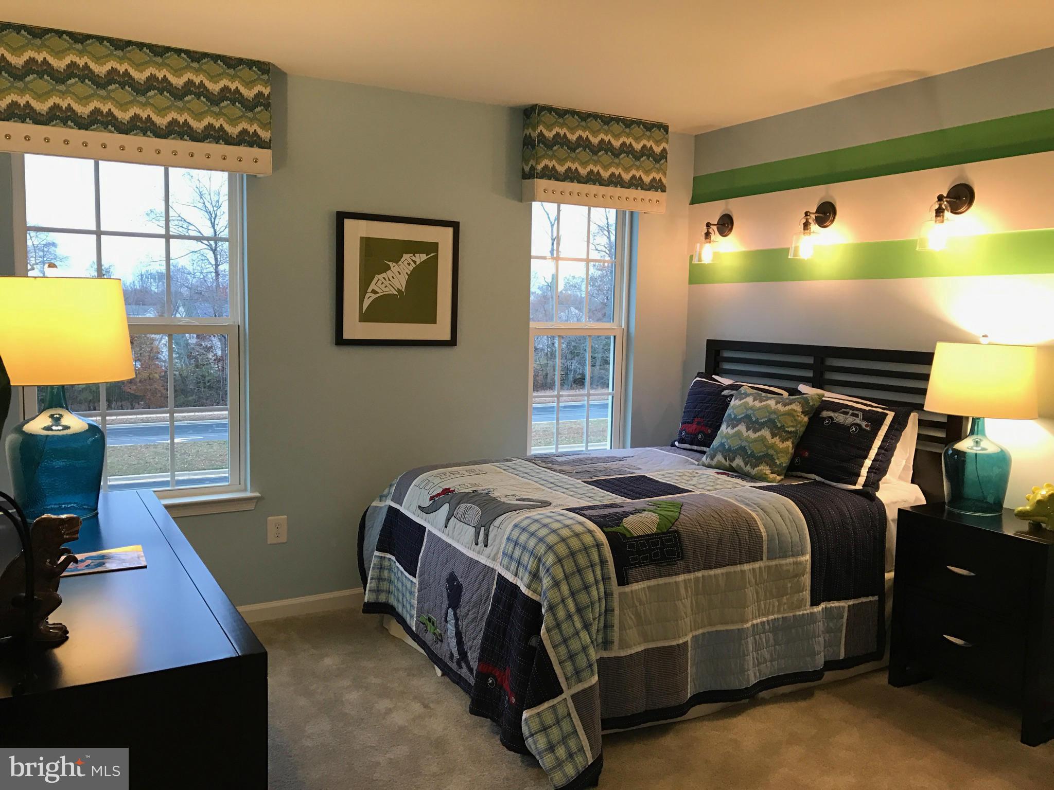 WESTCHESTER SQUARE - Residential