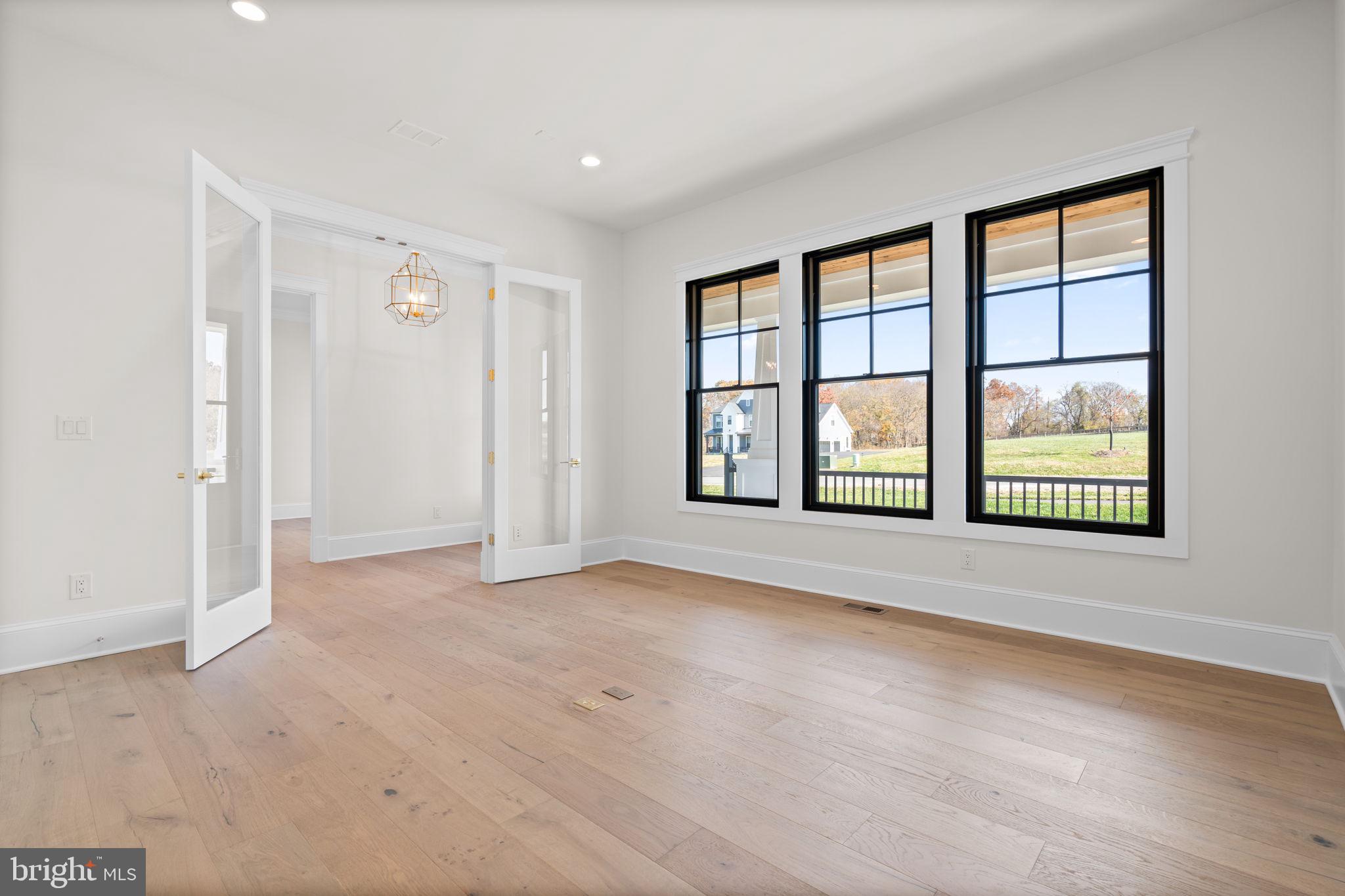 GLENMORE FARM - Residential