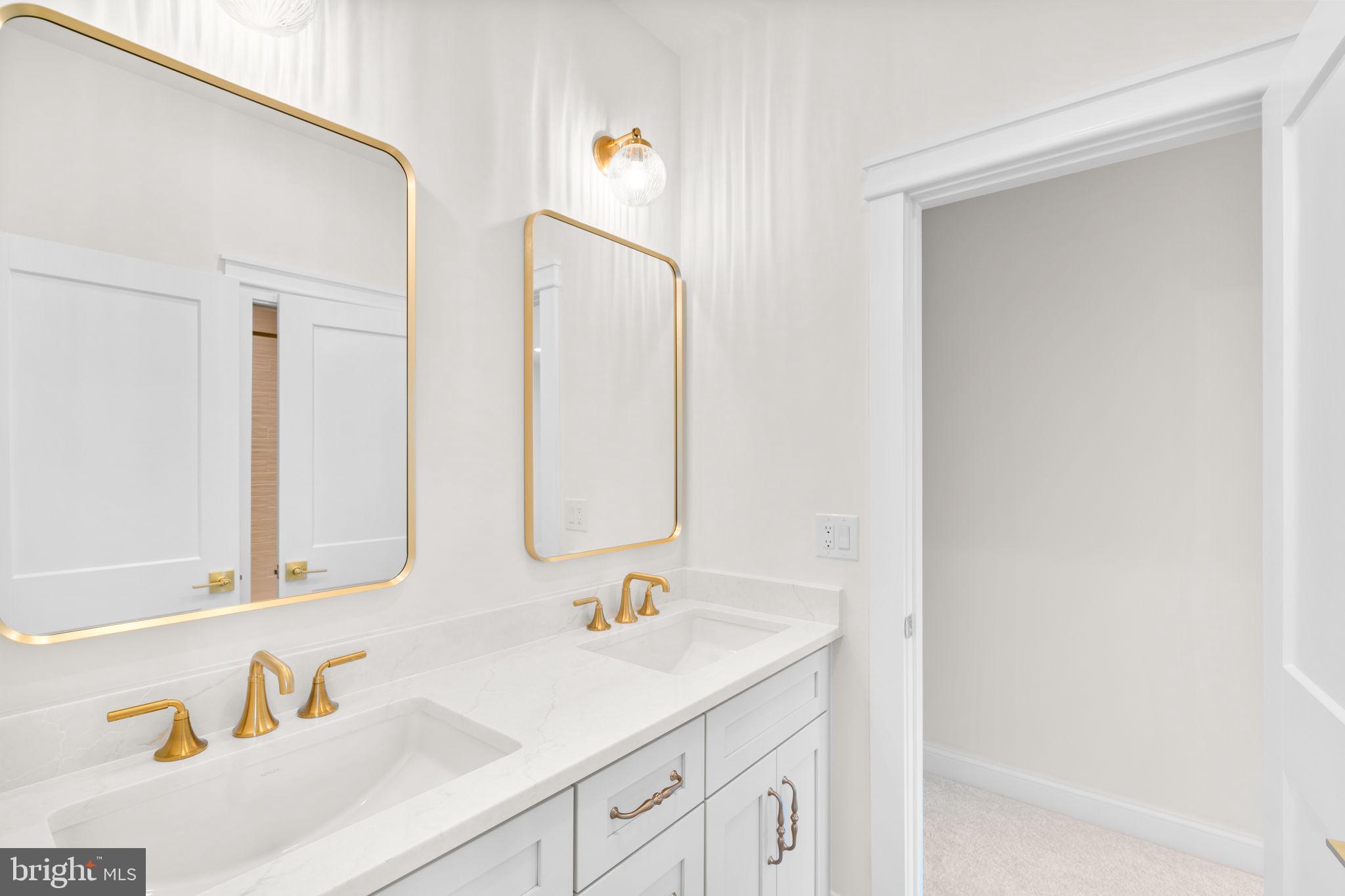 GLENMORE FARM - Residential