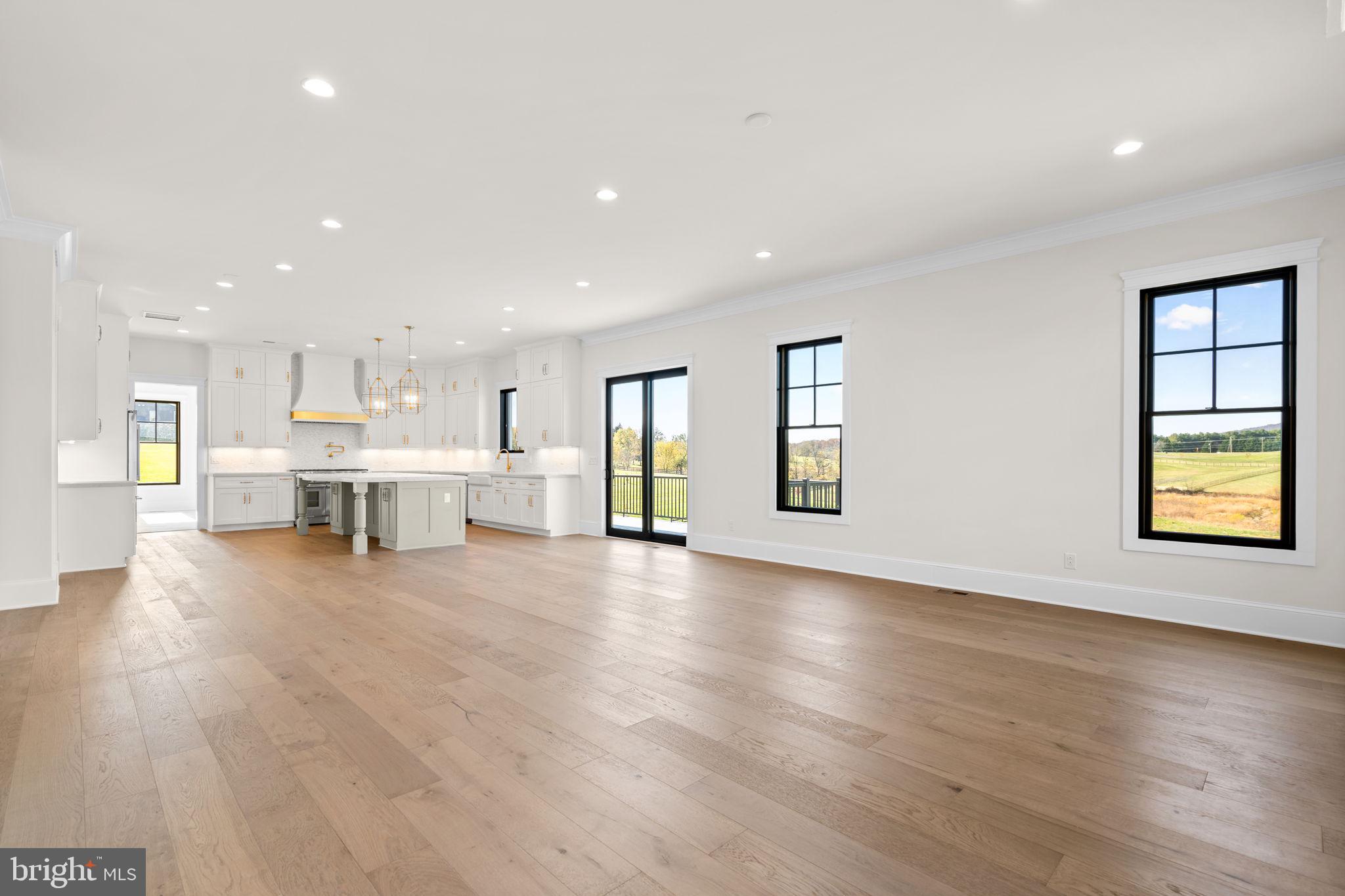 GLENMORE FARM - Residential