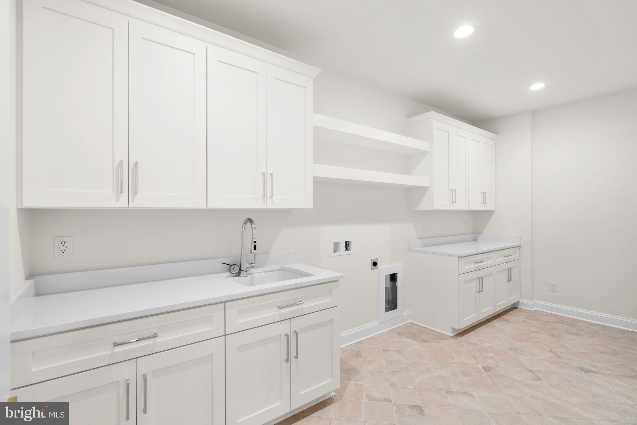 GLENMORE FARM - Residential