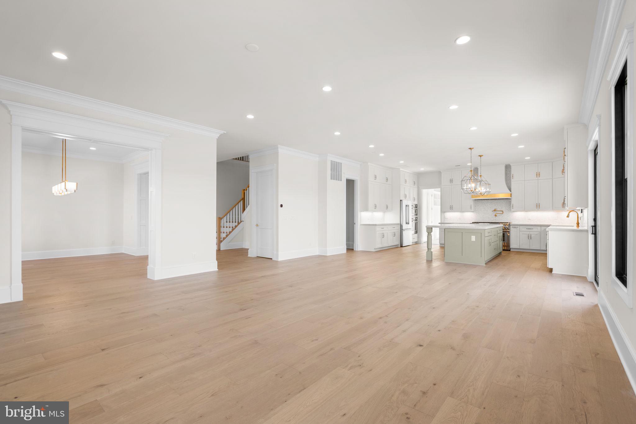 GLENMORE FARM - Residential