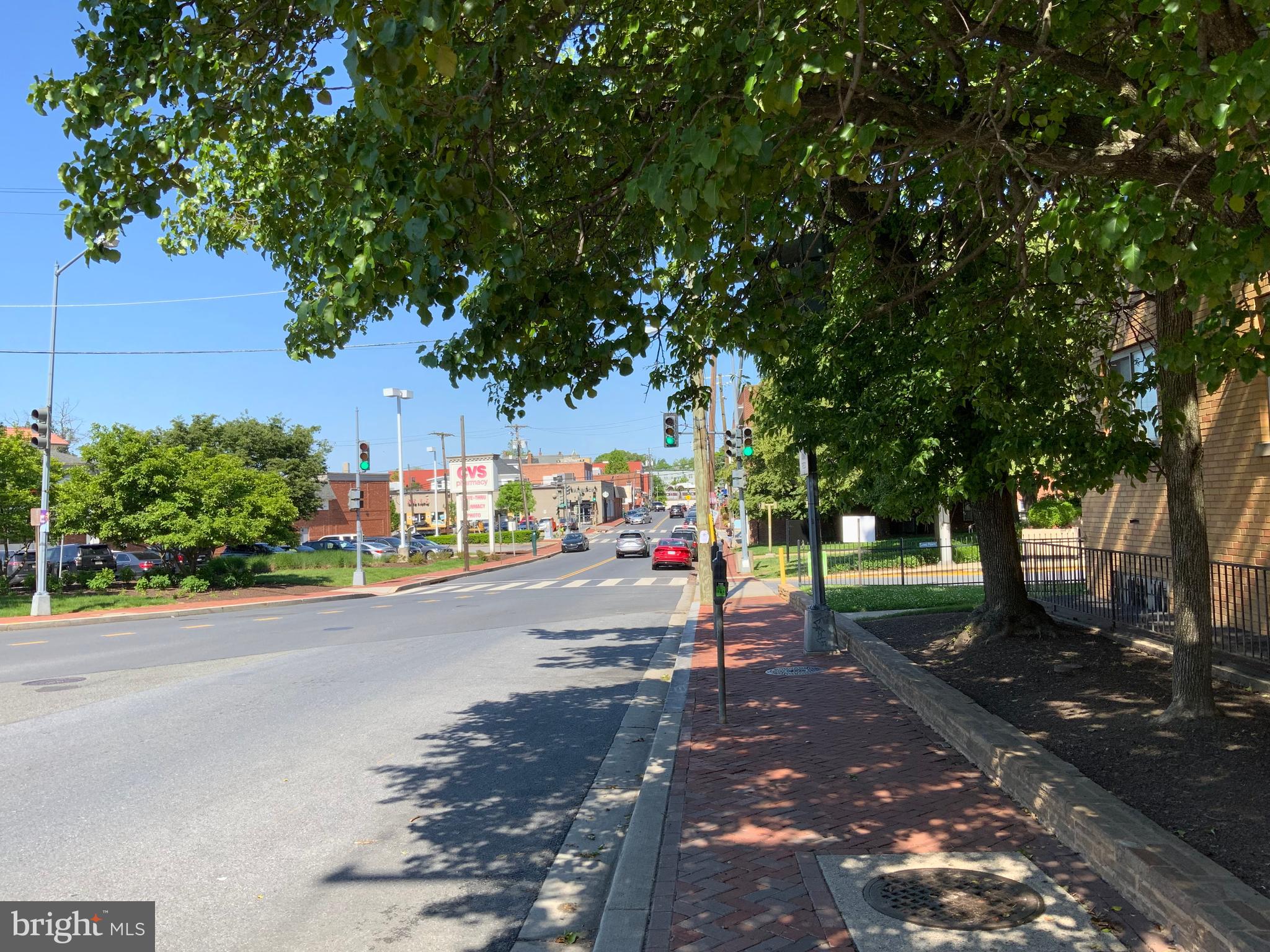 TAKOMA PARK - Commercial Sale