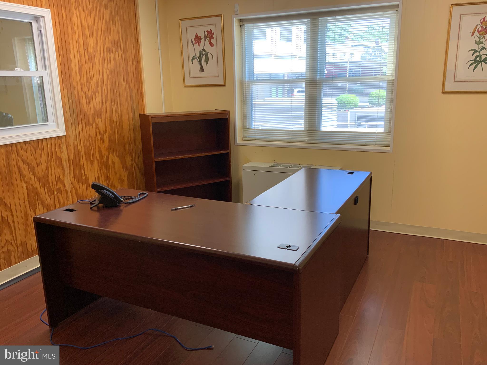 TAKOMA PARK - Commercial Sale