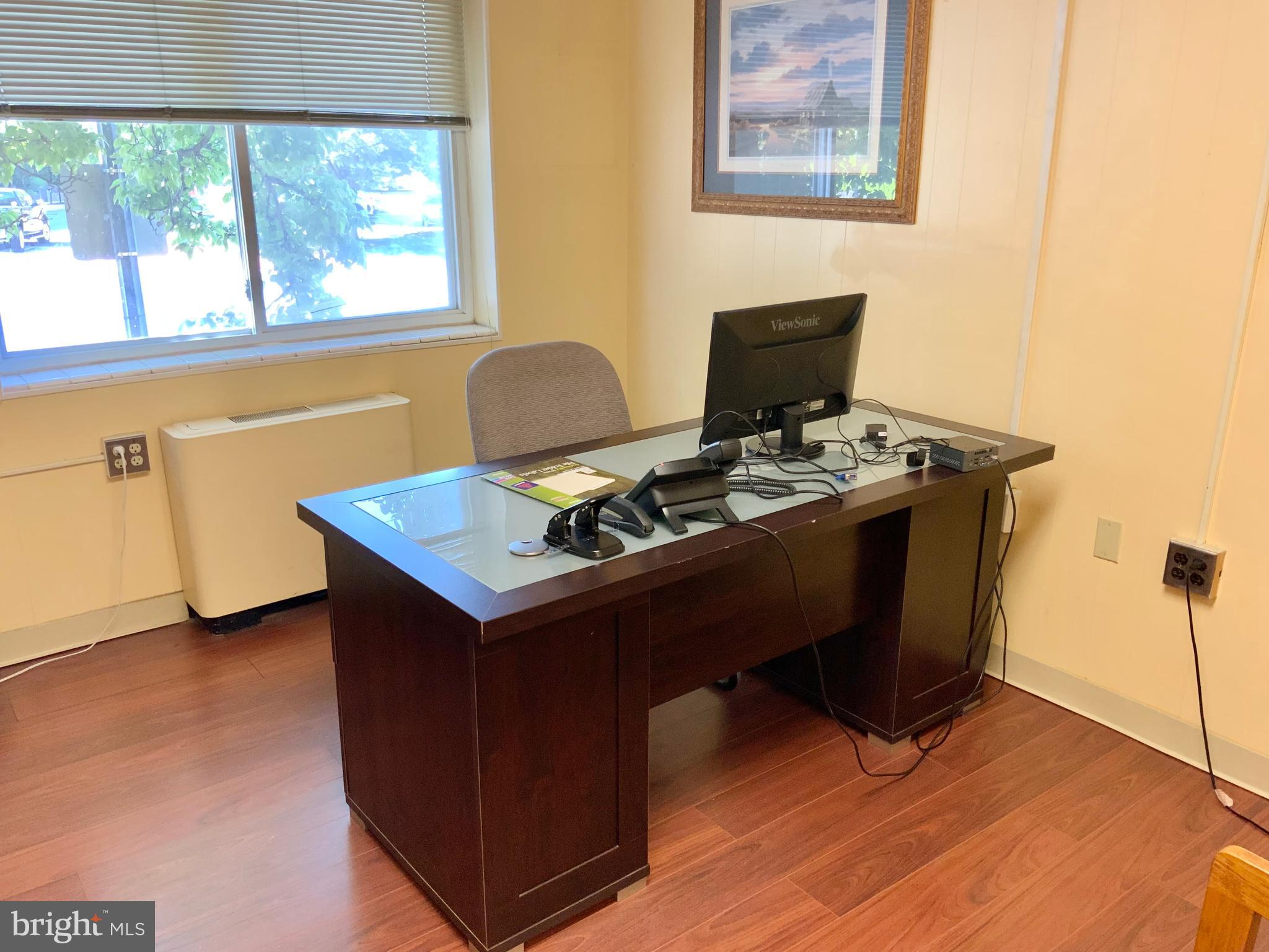 TAKOMA PARK - Commercial Sale