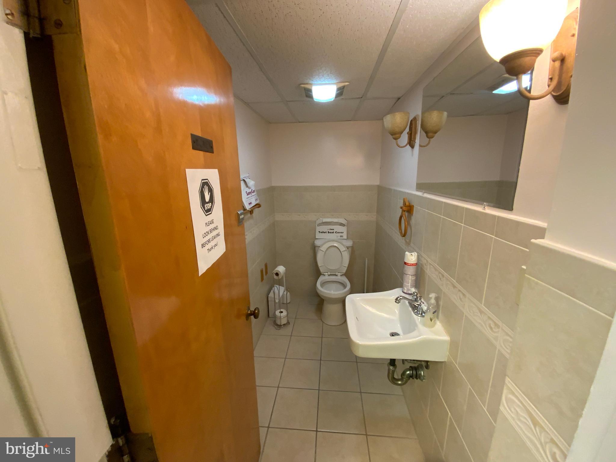 TAKOMA PARK - Commercial Sale