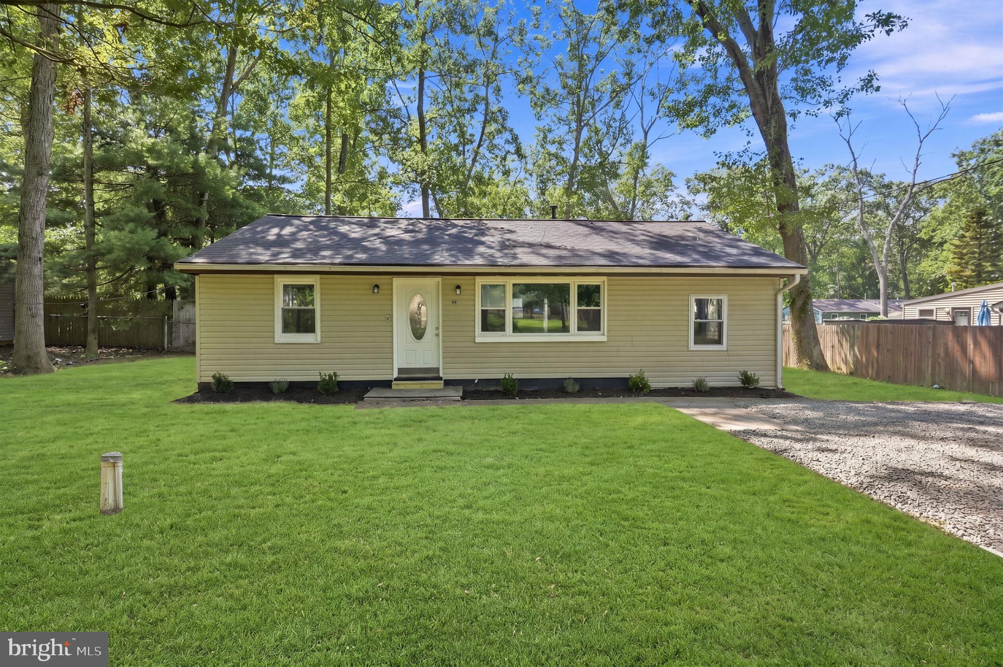 212 W VIRGINIA ROAD