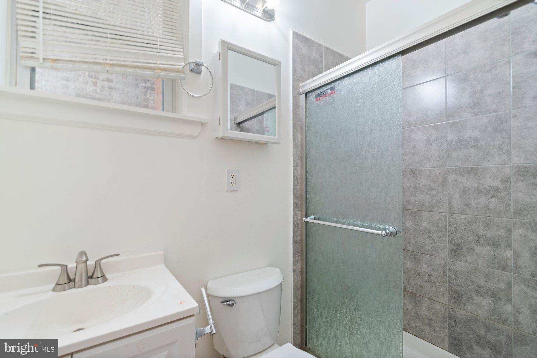 BROADWAY EAST - Residential